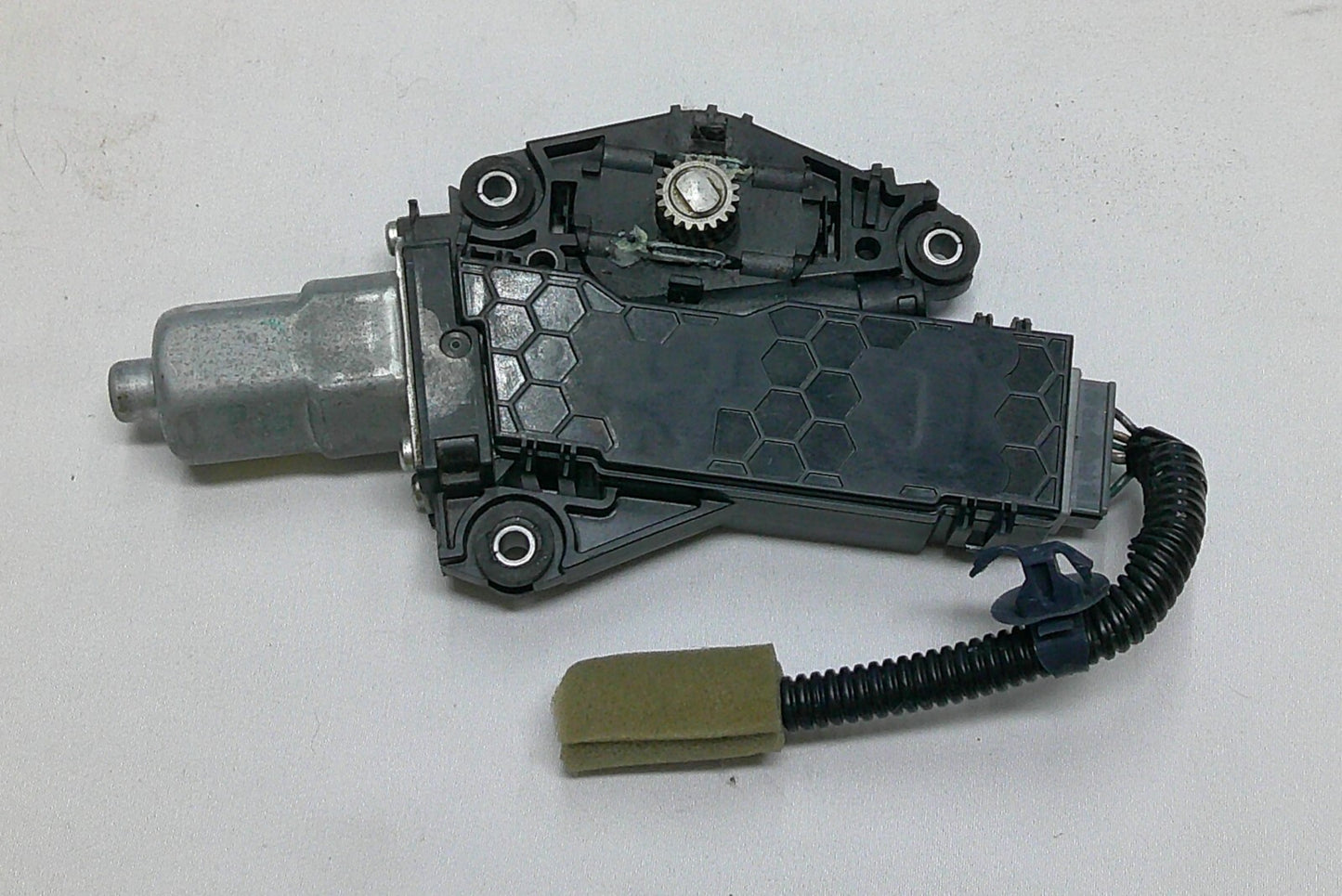 2013 - 2017 HONDA ACCORD OEM FACTORY SUNROOF MOTOR TESTED FREE SHIPPING SM2 - RarePartsFinder.Com