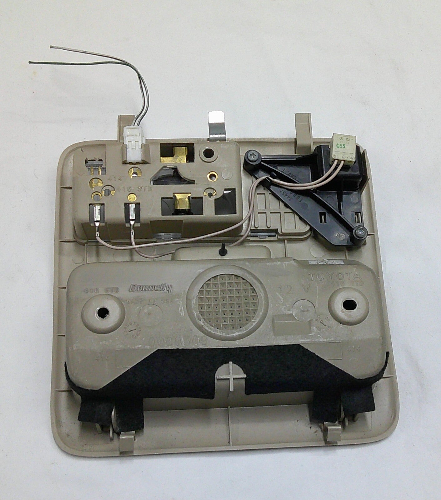 2001 - 2003 TOYOTA HIGHLANDER OEM OVERHEAD DOME LIGHT STORAGE FREE SHIPPING B6 - RarePartsFinder.Com