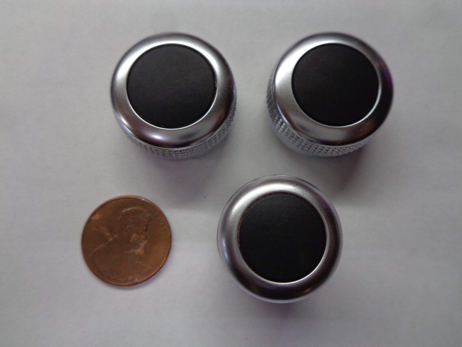 2007 AUDI  A6 RADIO STEREO TUNER CONTROL KNOB SET OEM FREE SHIPPING! - RarePartsFinder.Com