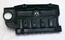 2006 - 2010 VOLKSWAGON BEETLE ENGINE APPEARANCE COVER 07K103925 FREE SHIP EC2