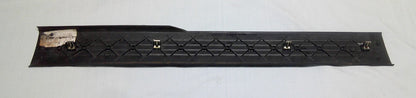 07 - 13 SILVERADO SIERRA OEM FRONT DRIVER DOOR SILL COVER TRIM 15298232 B3 - RarePartsFinder.Com