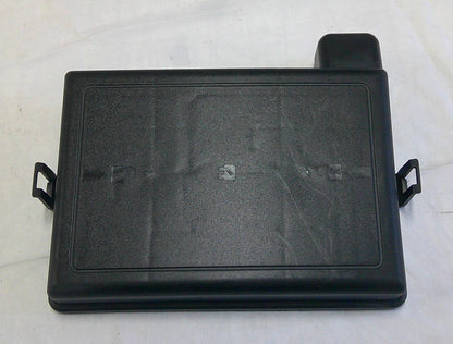07 - 10 Saturn Sky 06 - 09 Solstice Engine Fuse Relay Cover Lid 15777936  B10