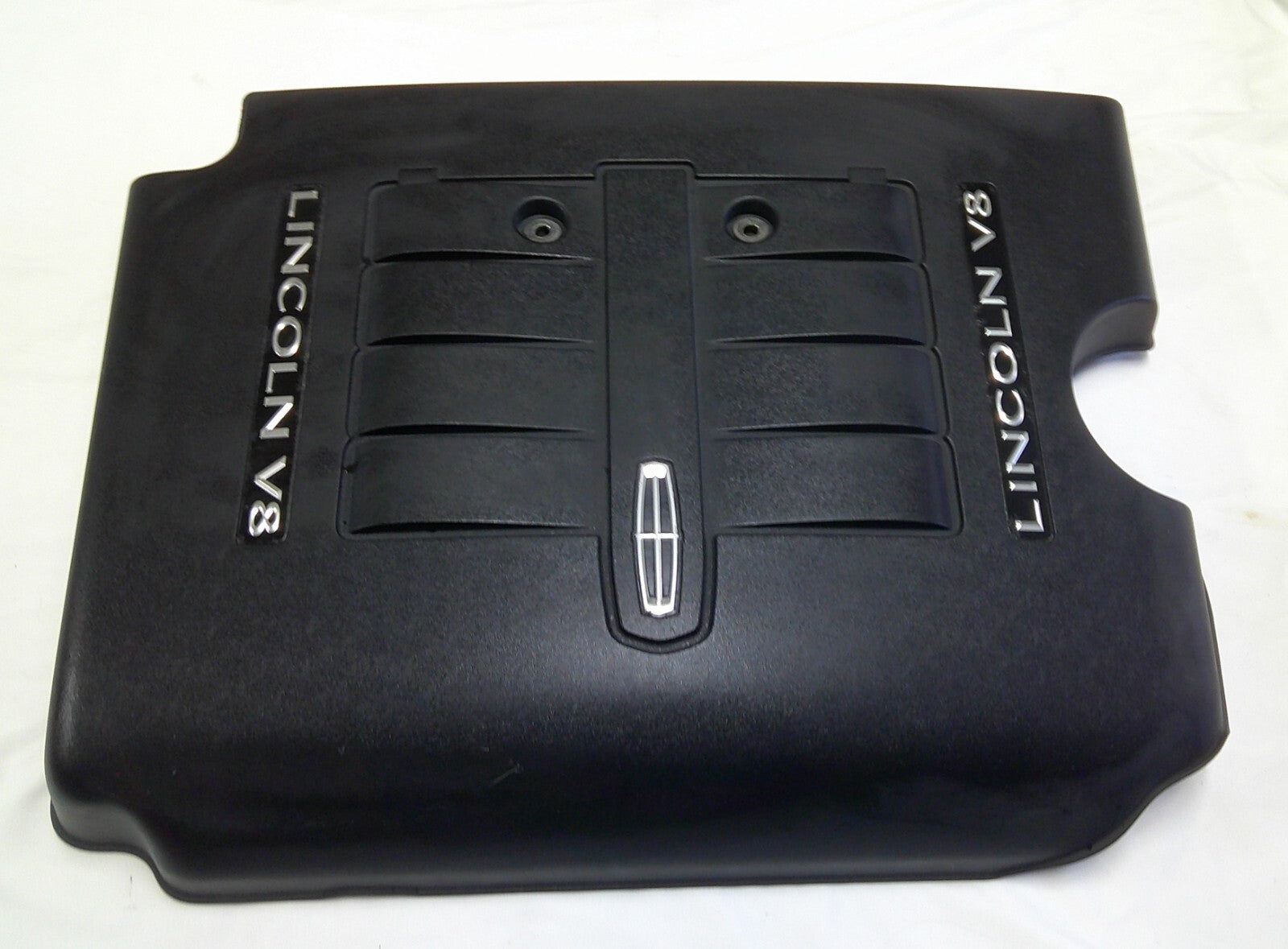 2002 - 2004 LINCOLN NAVIGATOR VALVE ENGINE APPEARANCE COVER  FREE SHIPPING A1