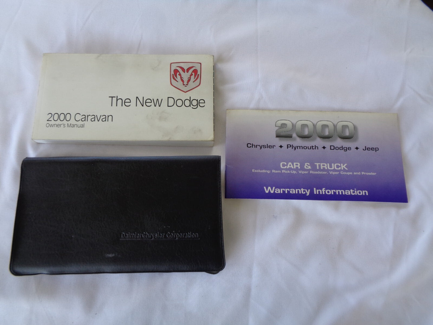 2000 DODGE CARAVAN OWNERS MANUAL SET WITH CASE OEM FREE SHIPPING! - RarePartsFinder.Com