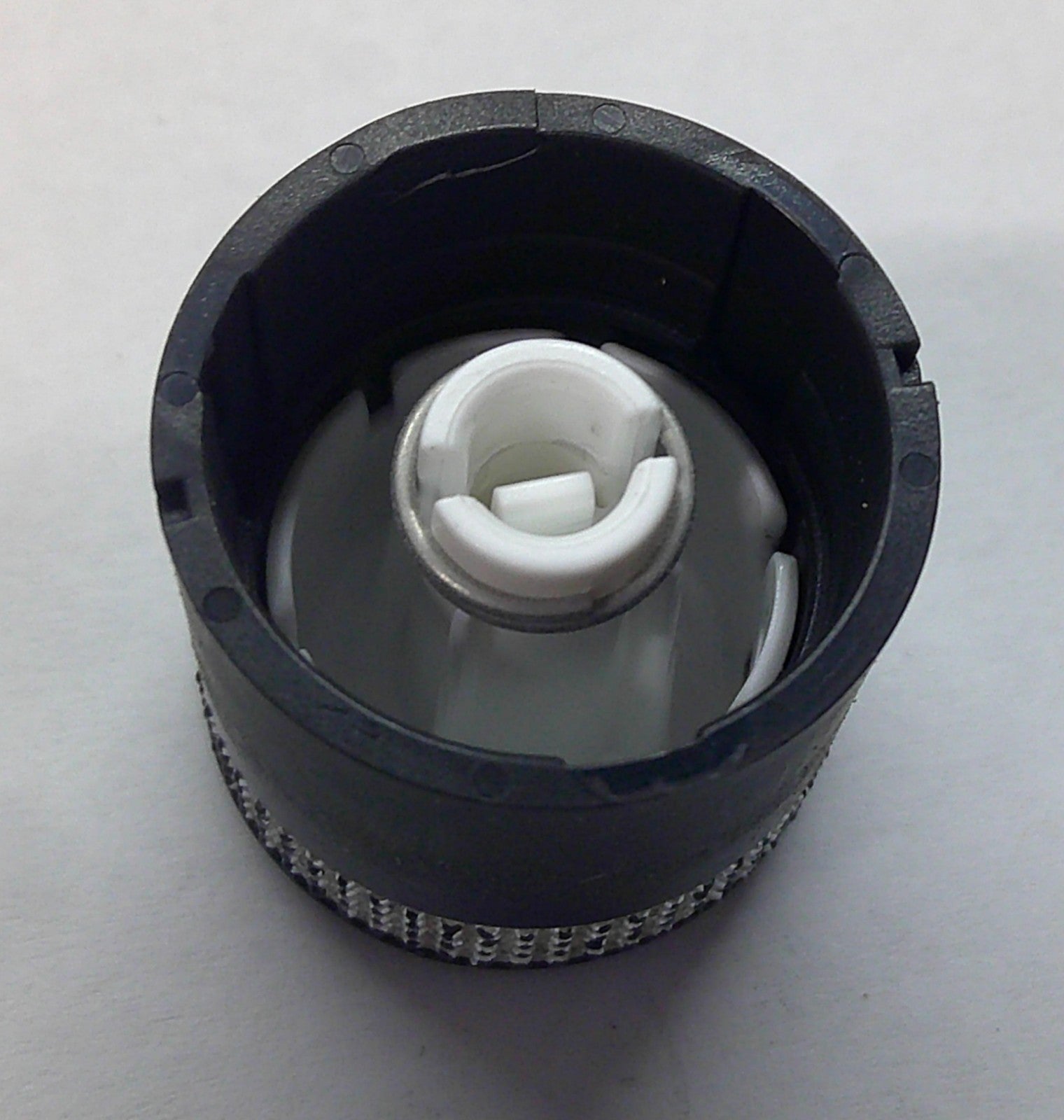 15 - 18 KIA SEDONA STEREO VOLUME RADIO KNOB OEM FACTORY 96173-A9000WACAS - RarePartsFinder.Com
