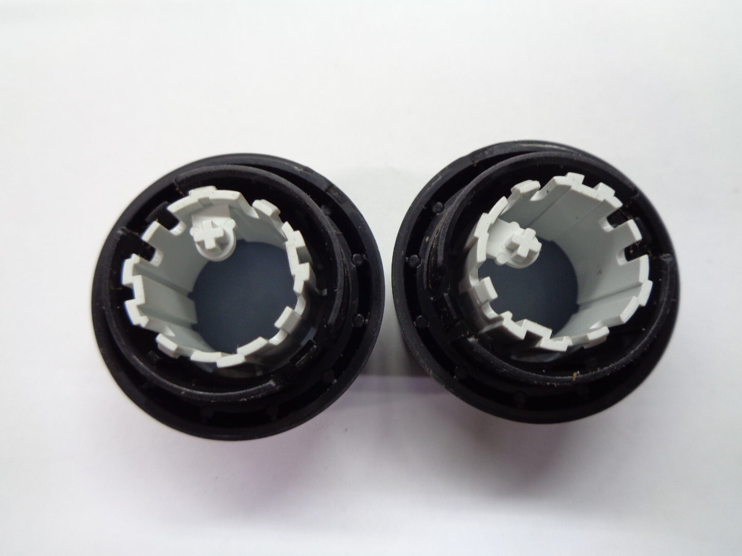 07 08 09 10 11 HONDA CRV STEREO RADIO TUNER KNOB SET OEM