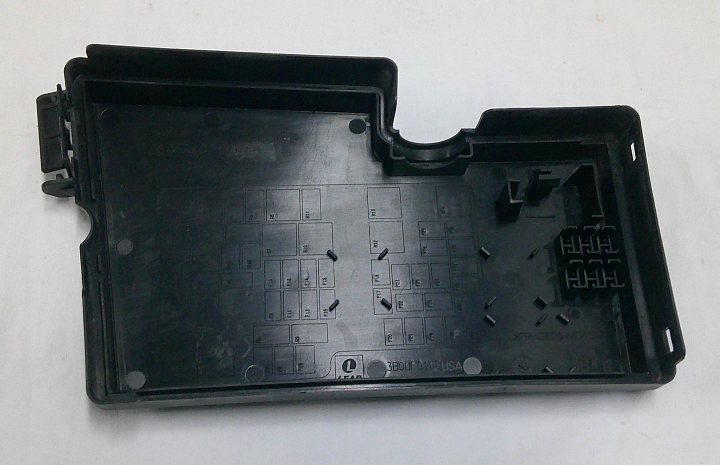 05 - 09 Ford  Mustang Engine Compartment Relay Fuse Cover Lid 6R3Z14A003A R2 - RarePartsFinder.Com