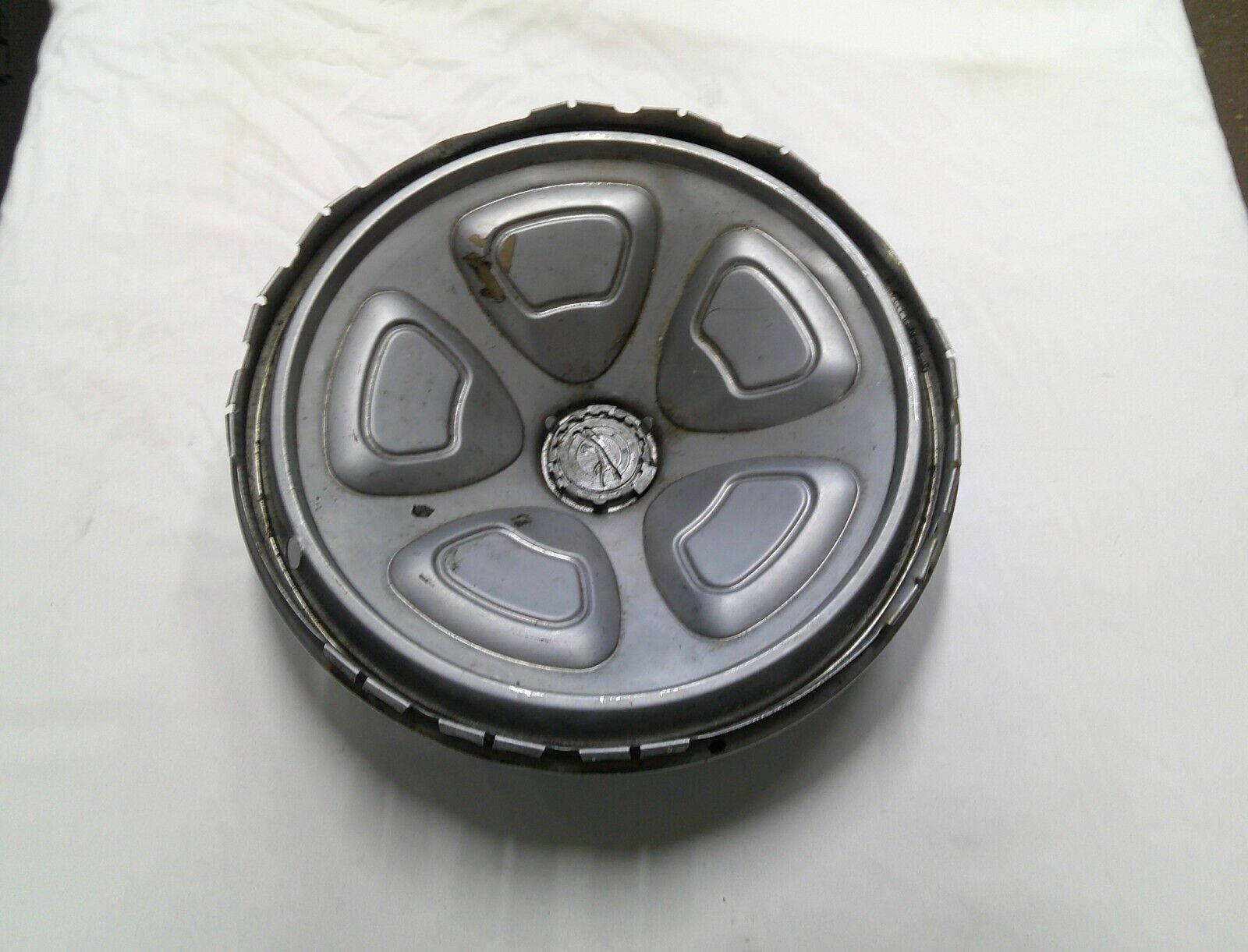 Mercury Cougar Hub Cap 14 inch NOT PERFECT SEE PICS Free Shipping! M4