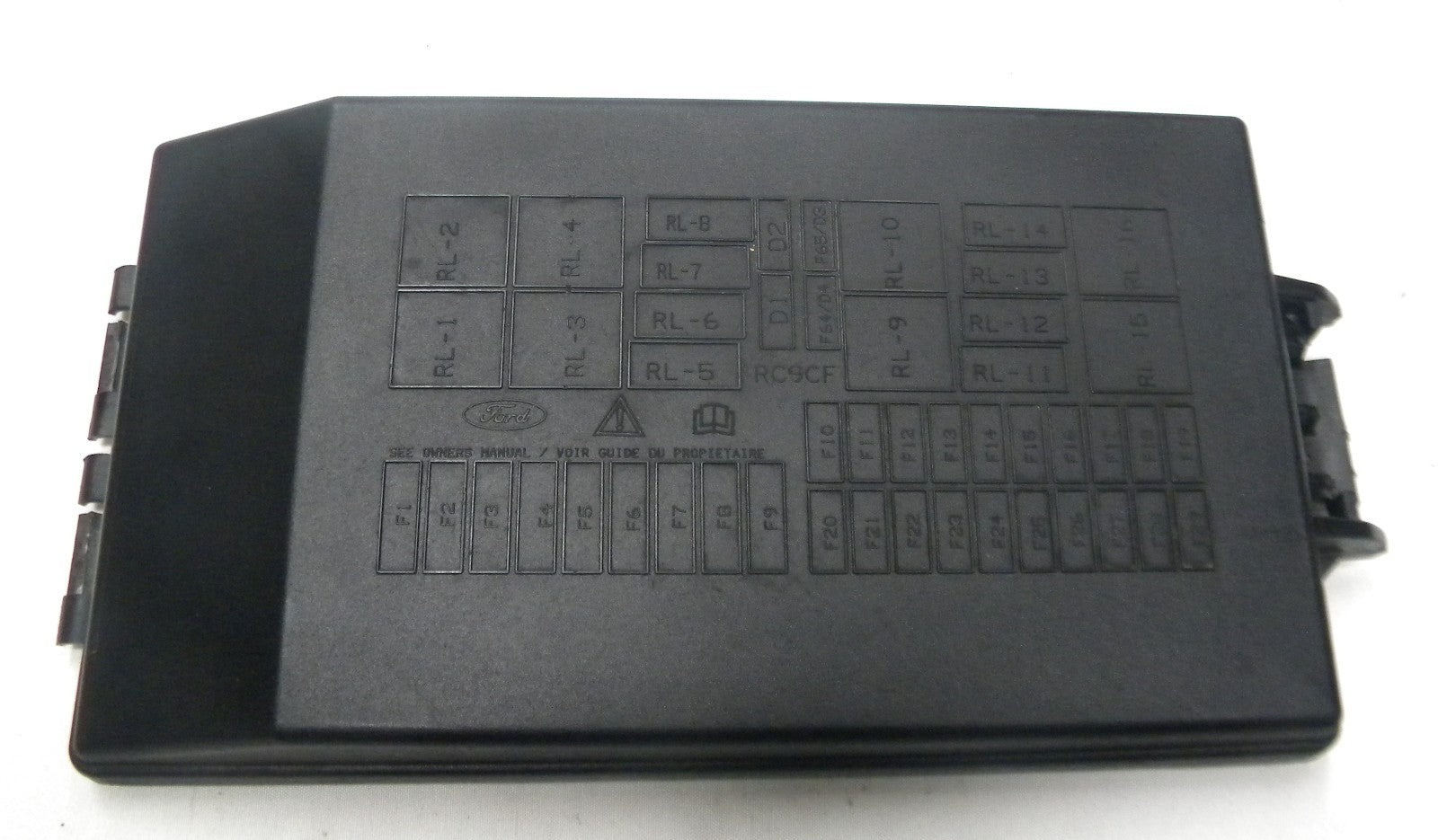 2006 - 2007 Ford Focus OEM Relay Fuse Engine Compartment Cover 6S4Z-14A068-AA R3