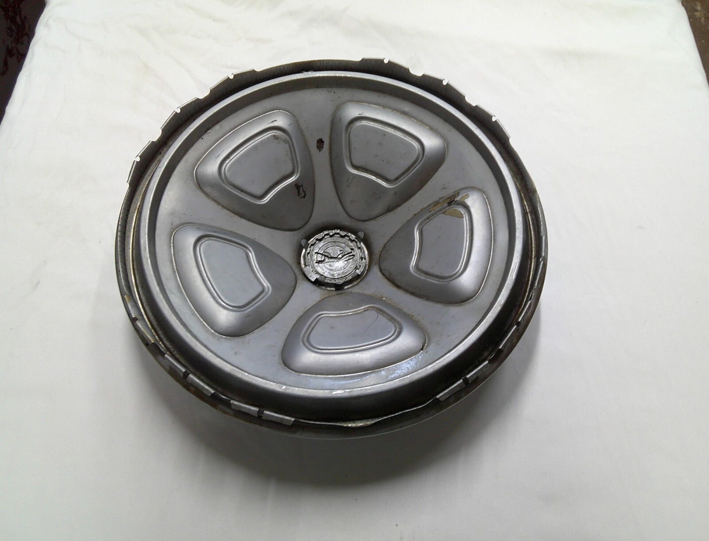 Mercury Cougar Hub Cap 14 inch NOT PERFECT SEE PICS Free Shipping! M4