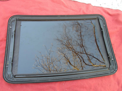 2000 - 2005 MITSUBISHI ECLIPSE OEM SUNROOF GLASS  NO ACCIDENT! FREE SHIPPING! - RarePartsFinder.Com