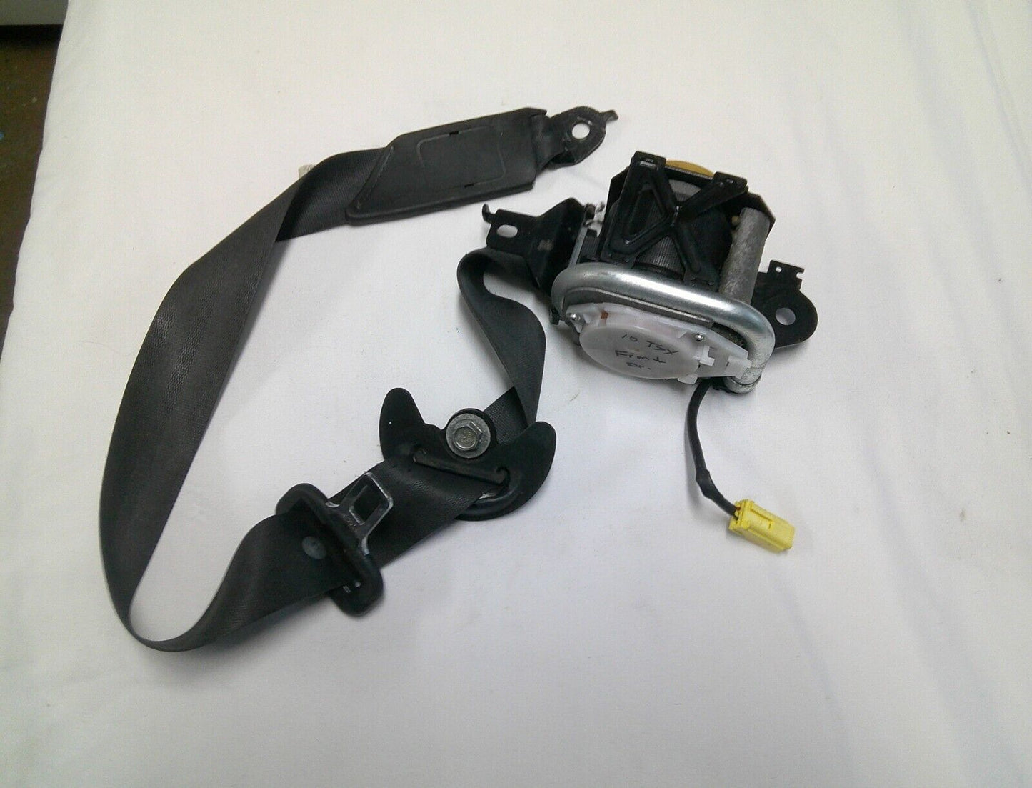 09 - 10 Acura TSX Sedan Front Left Driver Seat Belt Black OEM 04818-TL2-A00ZA - RarePartsFinder.Com