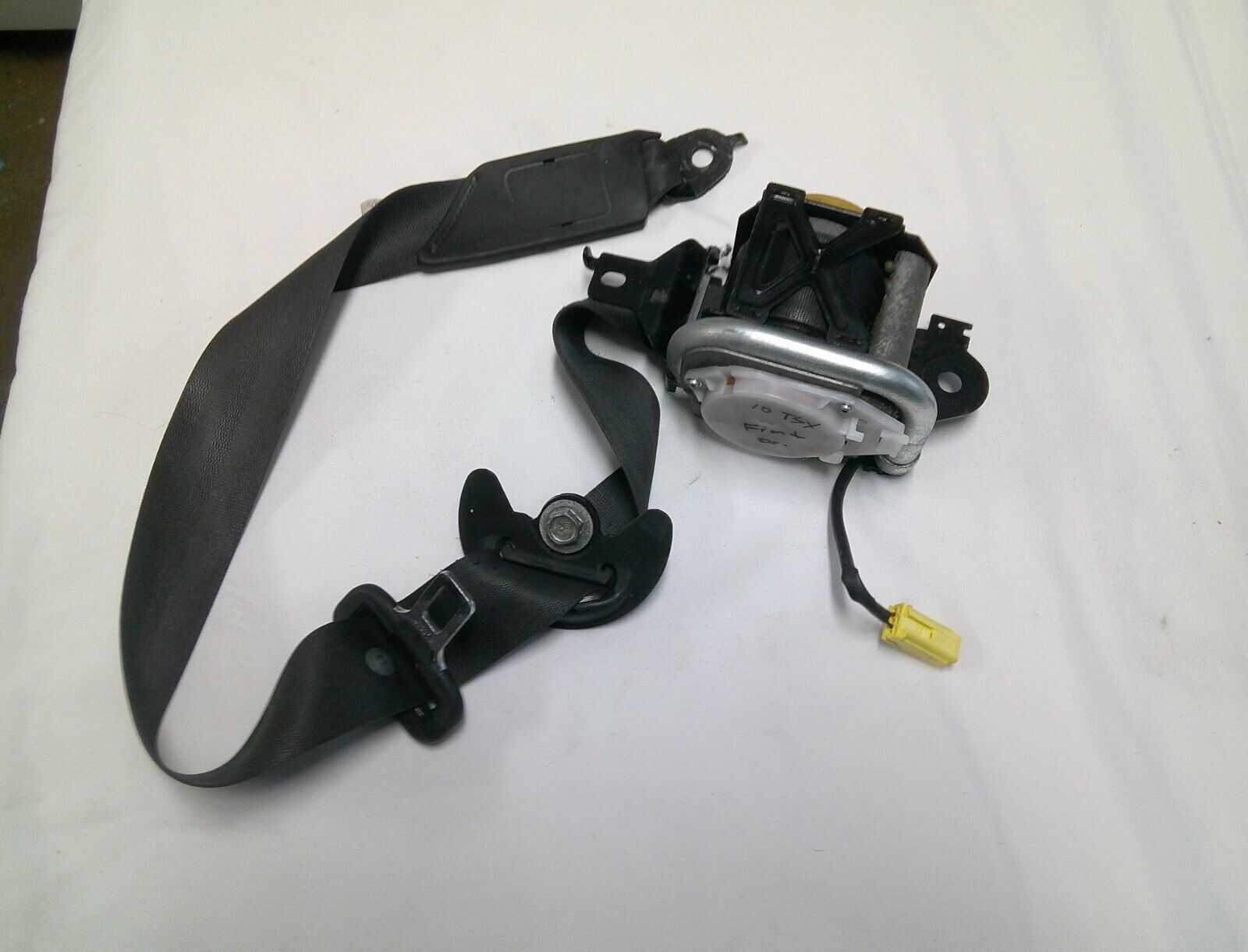 09 - 10 Acura TSX Sedan Front Left Driver Seat Belt Black OEM 04818-TL2-A00ZA - RarePartsFinder.Com