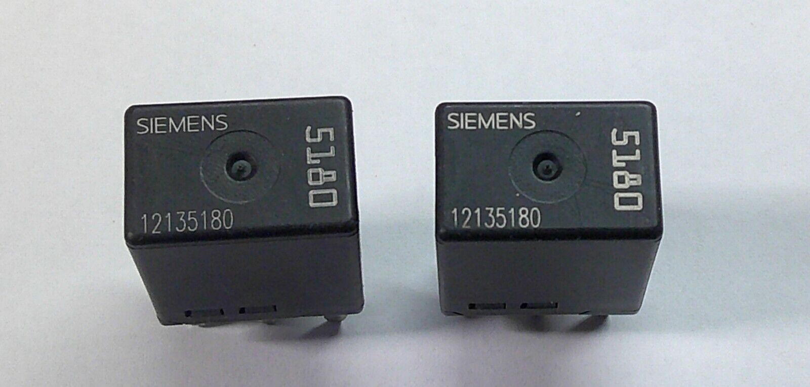GM  TYCO or SIEMENS  OEM RELAY SET 12135180 FREE SHIPPING 1 YEAR WARRANTY! GM11 - RarePartsFinder.Com