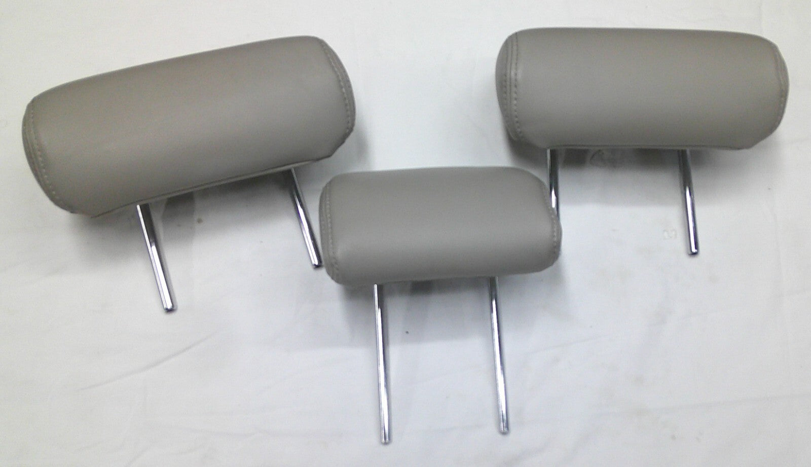 2004 - 2009 TOYOTA PRIUS OEM LEATHER REAR HEADREST SET FREE SHIPPING! - RarePartsFinder.Com