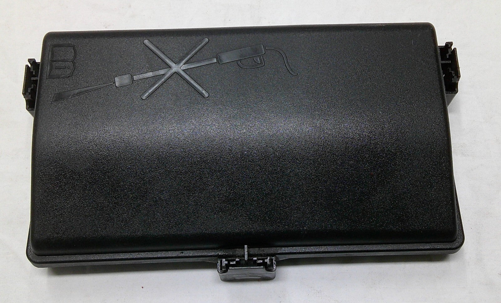 2010 2011 2012 2013 Buick Lacrosse Engine Fuse Junction Box Cover Lid  R1