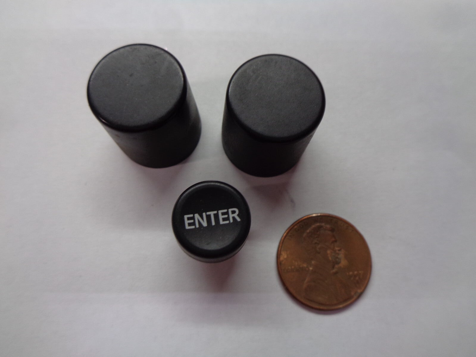 2009 SUBARU TRIBECA RADIO STEREO TUNER SELECTOR KNOB SET OEM FREE SHIP - RarePartsFinder.Com