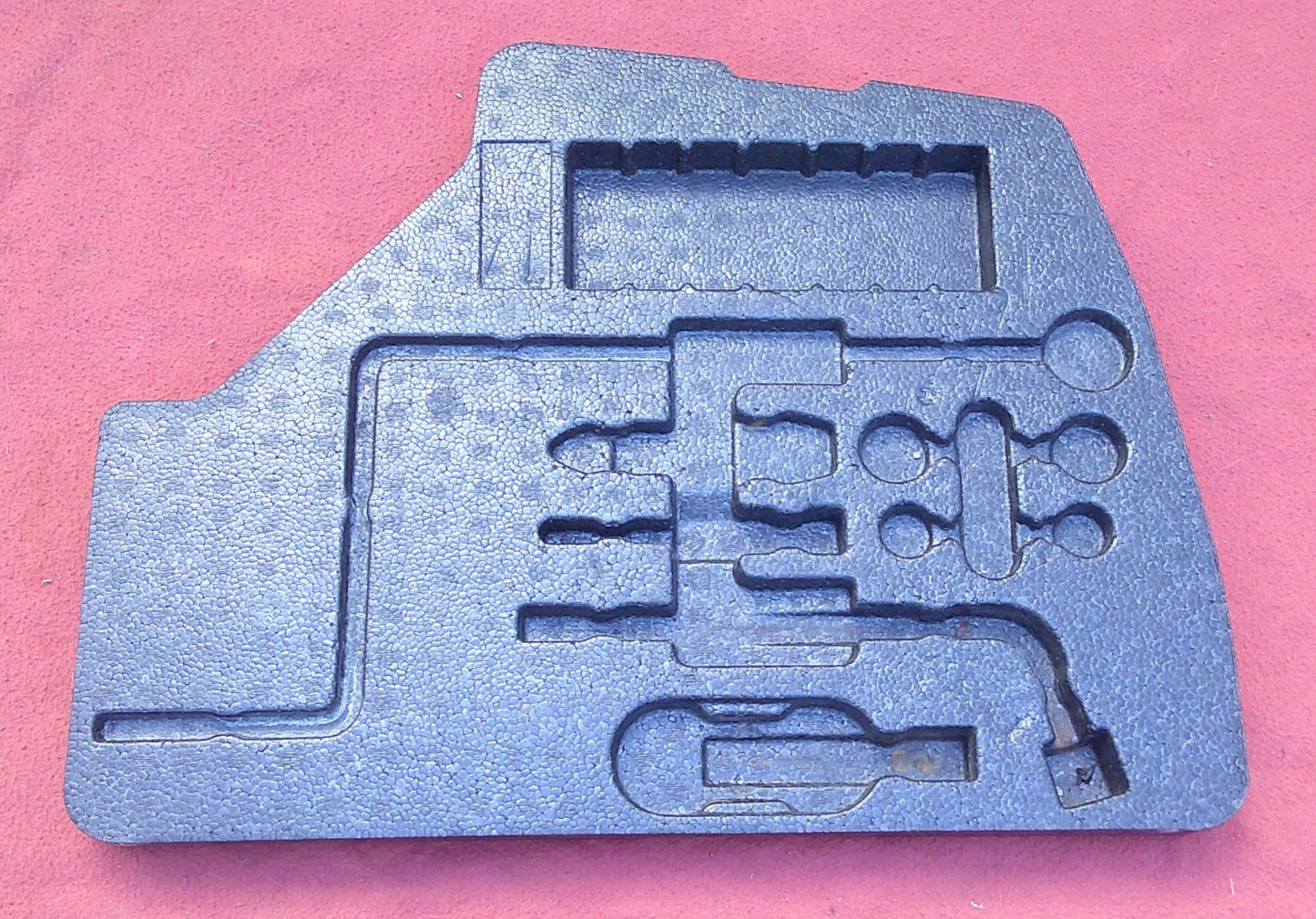 02 - 06 Lexus ES300 Spare Tire Tool Kit Foam Holder 64779-33040 6477933040 M2