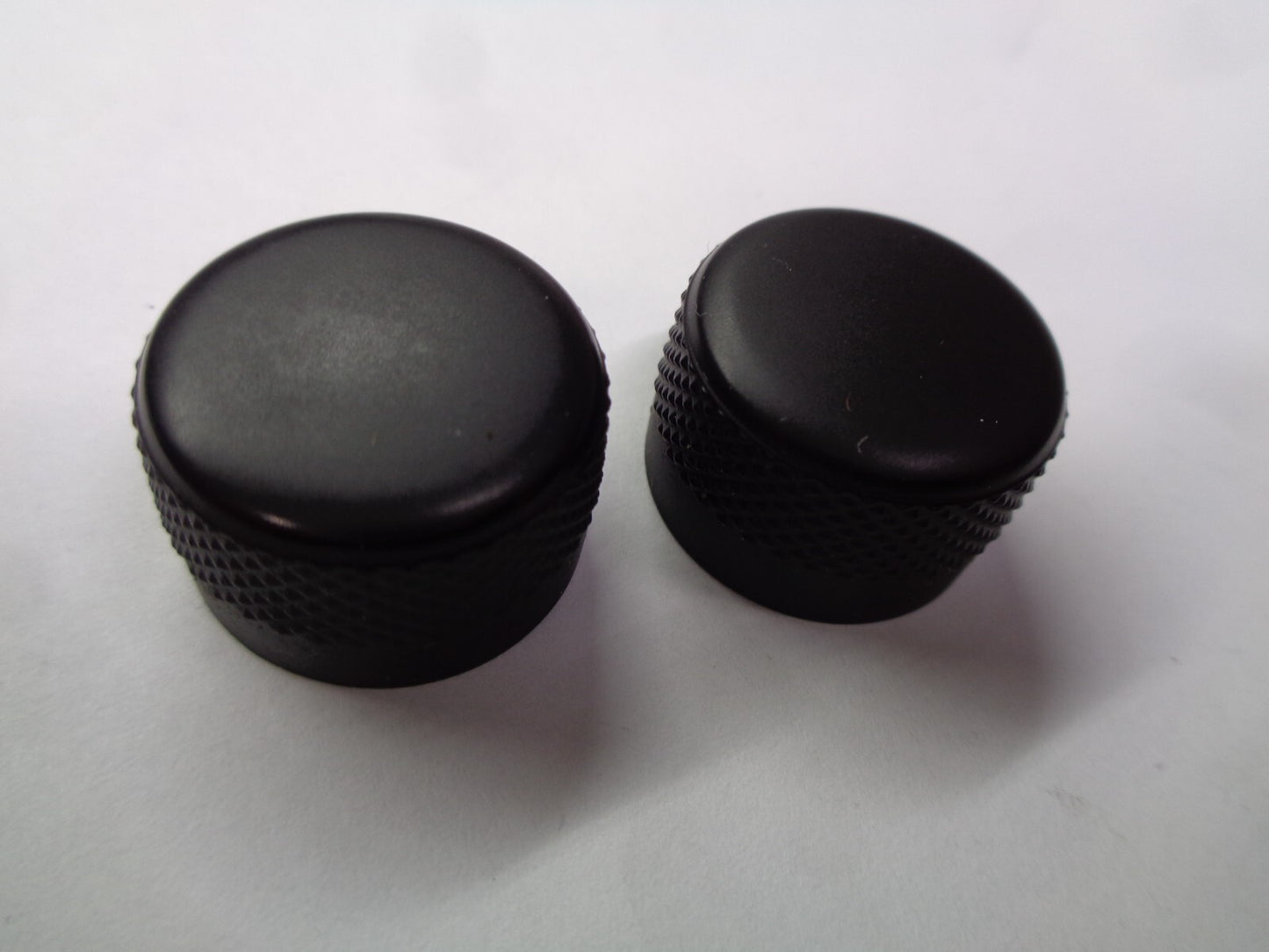 2006 - 2012 SUZUKI GRAND VITARA RADIO STEREO TUNER KNOB SET OEM FREE SHIPPING!