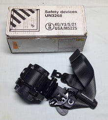 BRAND NEW 2015 - 2016 CANYON COLORADO SEAT BELT BUCKLE SET 19332648  B3 - RarePartsFinder.Com