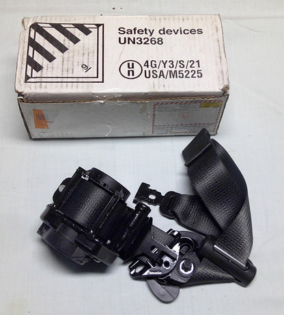 BRAND NEW 2015 - 2016 CANYON COLORADO SEAT BELT BUCKLE SET 19332648  B3 - RarePartsFinder.Com