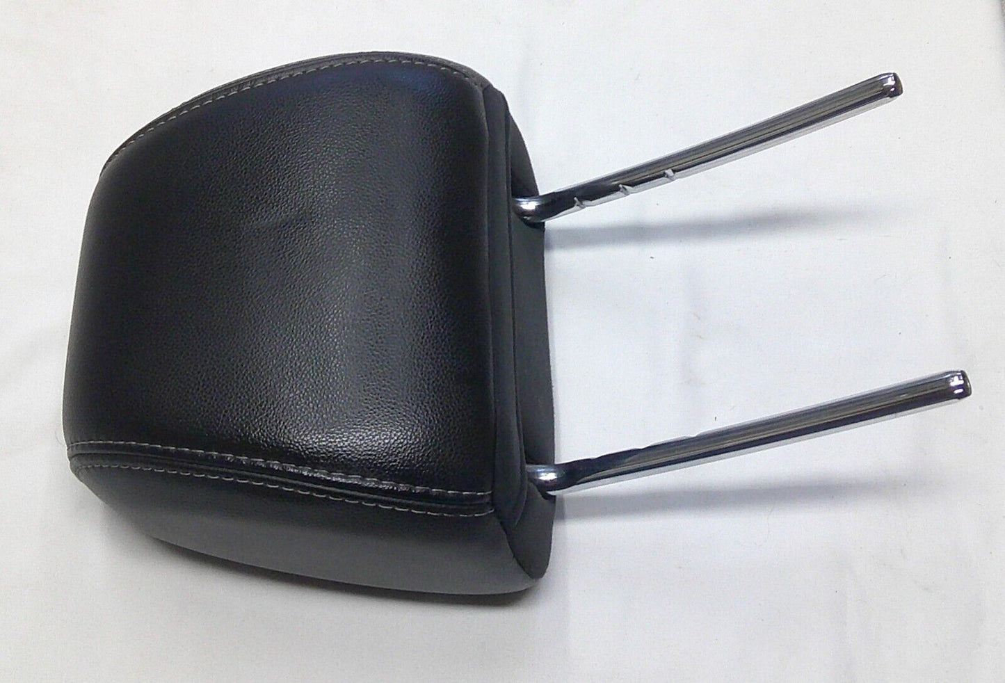 2013 - 2014 FORD FOCUS FRONT HEADREST HEAD REST CLEAN OEM FREE SHIPPING! - RarePartsFinder.Com