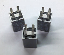 USA SELLER GM RELAY 13502753 3 PC  1 YEAR WARRANTY TESTED OEM  GM3