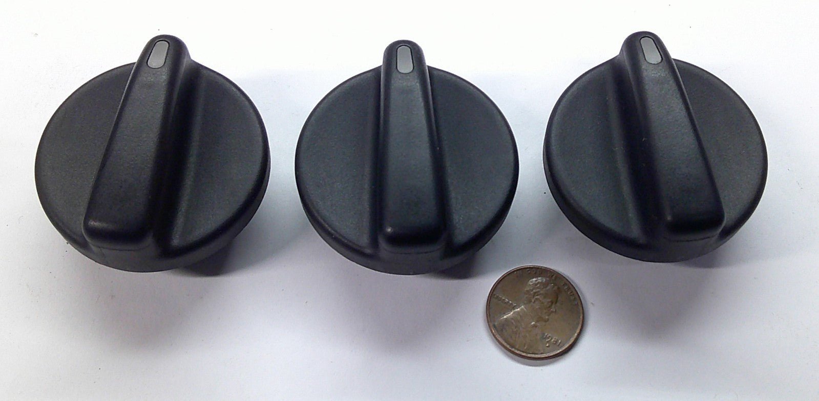 Toyota Sienna Camry Solara OEM HVAC Climate Control Knob Set 55905-06130