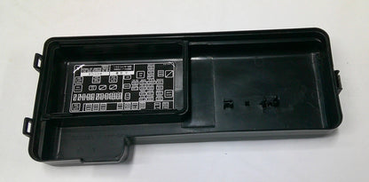 01 - 07 Toyota Highlander Engine Compartment Fuse Relay Box Cover Lid 82663-07030 R2 - RarePartsFinder.Com