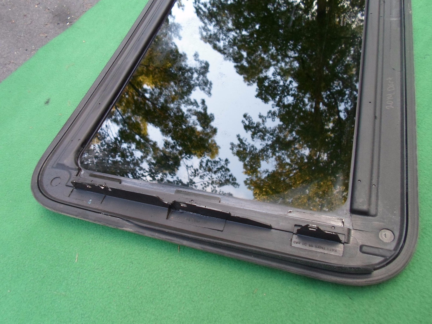 2014 DODGE DART OEM FACTORY YEAR SPECIFIC SUNROOF GLASS