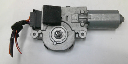 2003 - 2007 DODGE CARAVAN OEM SUNROOF MOTOR FACTORY TESTED FREE SHIPPING SM2 - RarePartsFinder.Com
