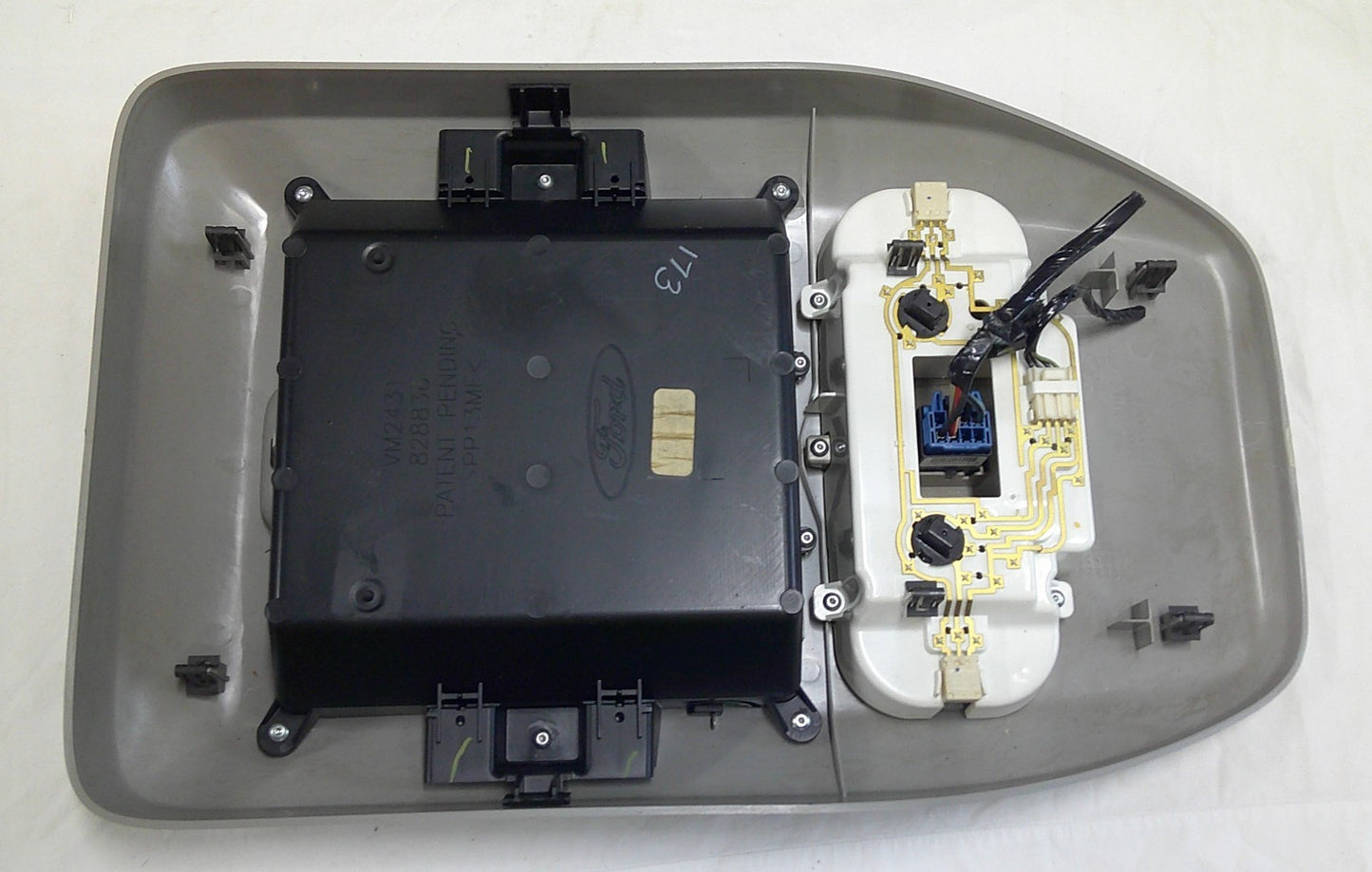 05 - 07 Ford F-150 Overhead Storage Light Sunroof Switch 5L3Z-16519A70-AAB B12