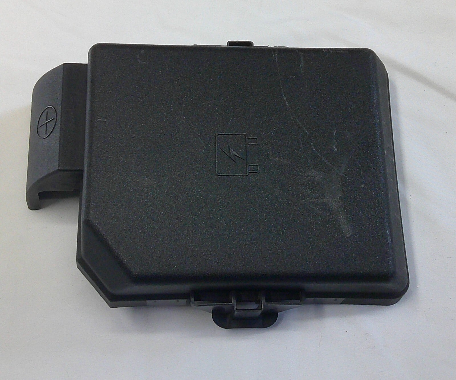 06 - 16 Chevy Impala Under Hood Fuse Relay Box Cover Lid  13574057-03  B7 - RarePartsFinder.Com