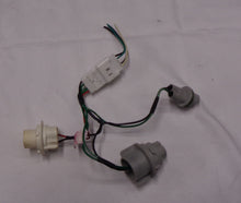 2006 - 2008 Hyundai Sonata Socket Rear L or R Taillight Brake Plug  A11