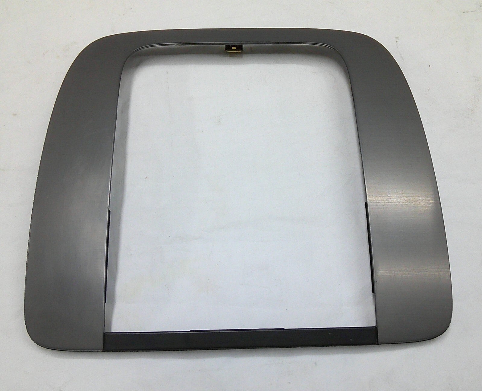 OEM 07 - 14 Chevy GMC Tahoe Yukon Suburban Dash Radio Bezel Trim Silver  B8