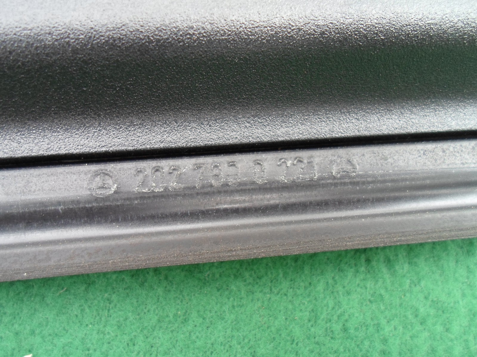 1996 MERCEDES BENZ C220 OEM FACTORY YEAR SPECIFIC SUNROOF GLASS FREE SHIPPING! - RarePartsFinder.Com