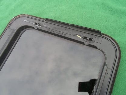 2001 FORD EXPLORER  YEAR SPECIFIC SUNROOF GLASS  NO ACCIDENT OEM - RarePartsFinder.Com