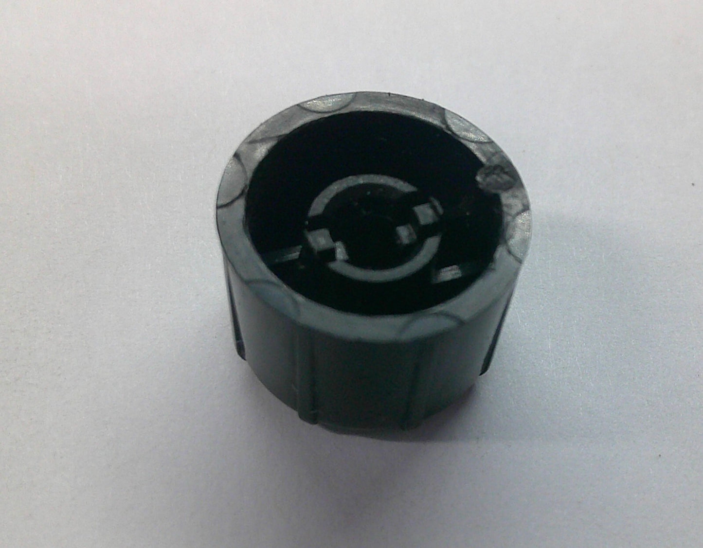 2004 VOLKSWAGON JETTA RADIO STEREO TUNER CONTROL KNOB OEM FREE SHIP