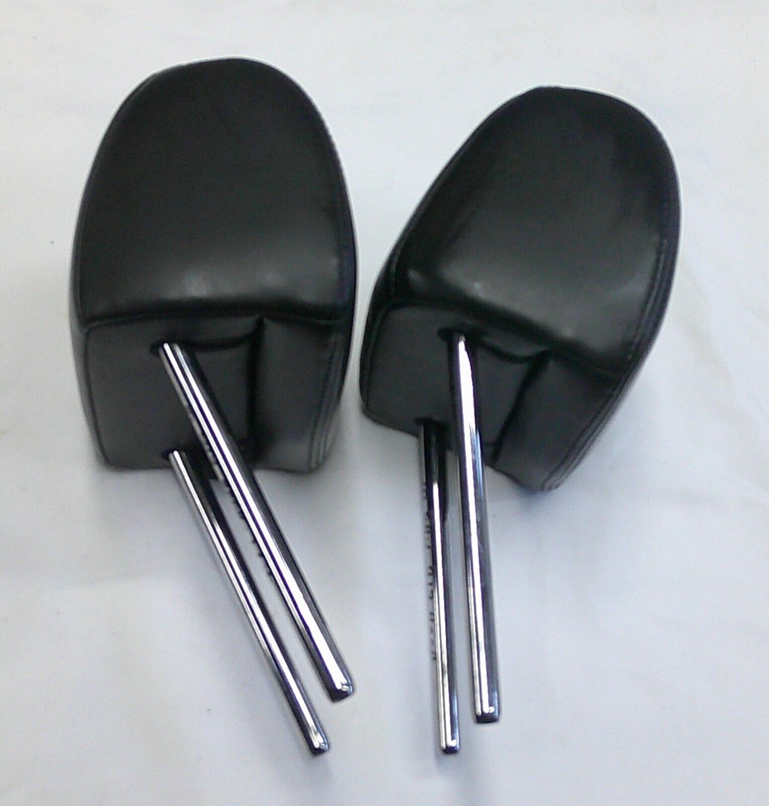 10 - 12 CADILLAC SRX REAR HEADREST HEAD REST SET BLACK CLEAN OEM FREE SHIPPING! - RarePartsFinder.Com
