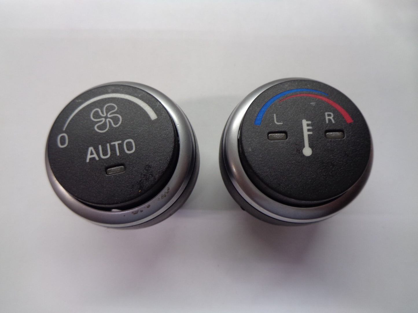 08 09 10 VOLVO S40 C70 V50 OEM AC HEATER HVAC CLIMATE CONTROL KNOB SET FREE SHIP