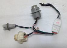 05 - 07   Hyundai Sonata Socket Rear Taillight Brake Plug Pigtail 92450-3K01 A10 - RarePartsFinder.Com