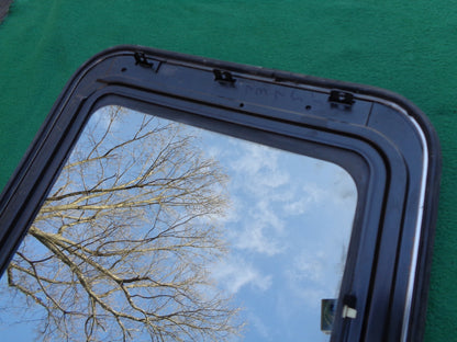 91 - 97 LINCOLN TOWN CAR OEM FACTORY SUNROOF GLASS F0VY-54500A18-A