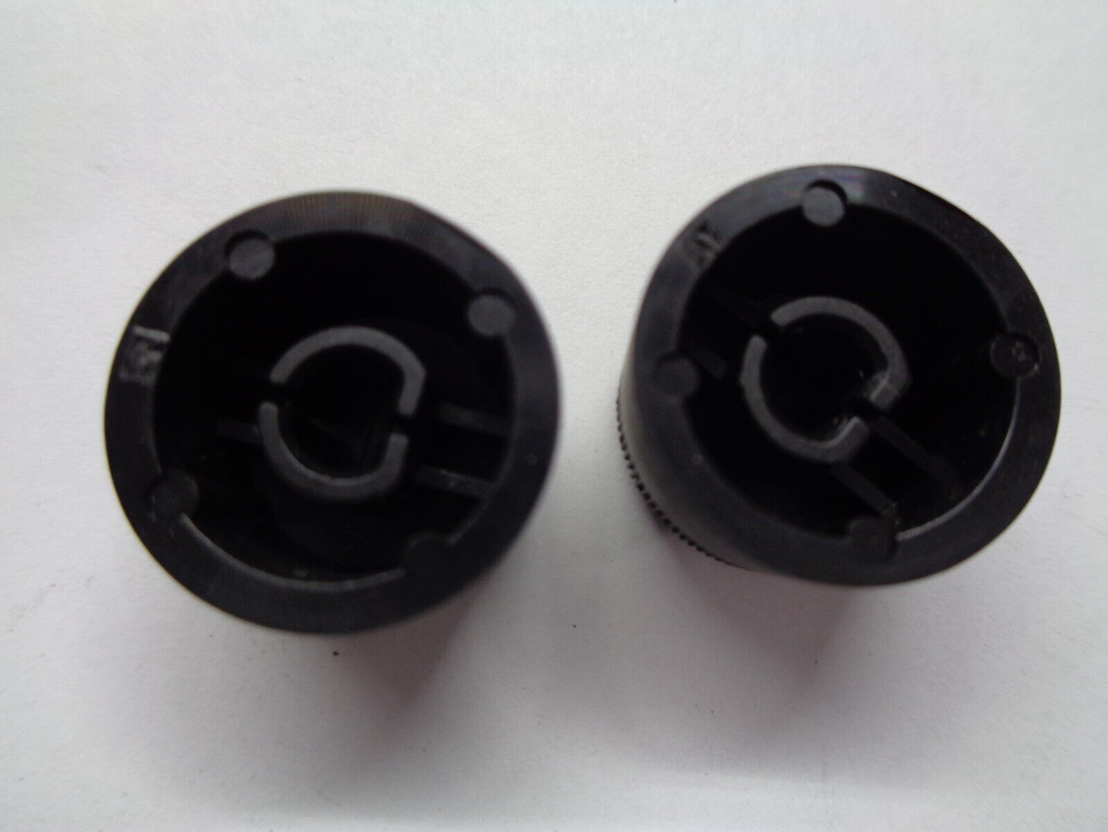 2007 HONDA CRV STEREO RADIO TUNER KNOB SET OEM FREE SHIPPING! - RarePartsFinder.Com