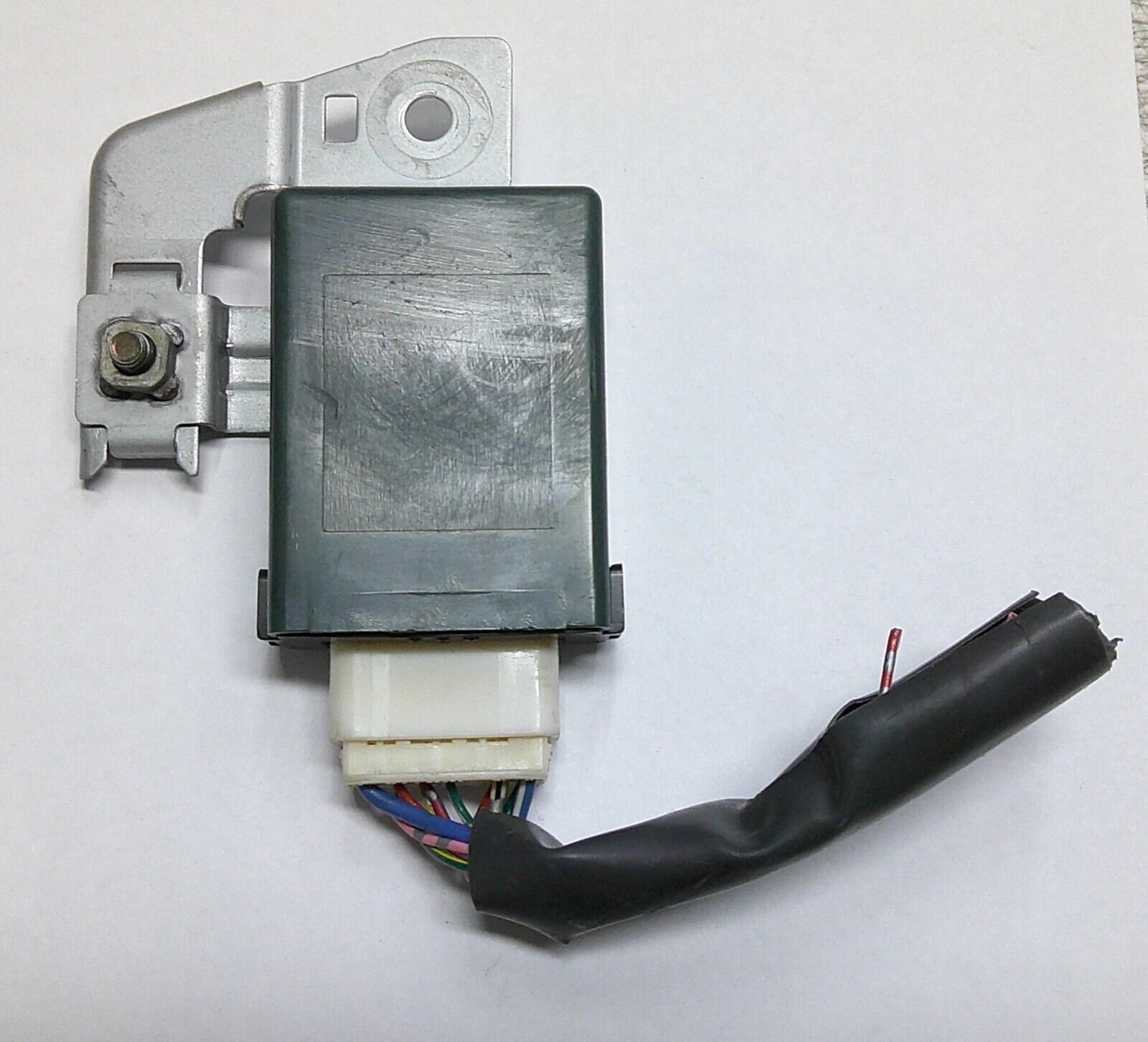 98 99 Toyota Avalon Sunroof Relay Sliding Sunroof Module 85921-12061 SCU2 - RarePartsFinder.Com
