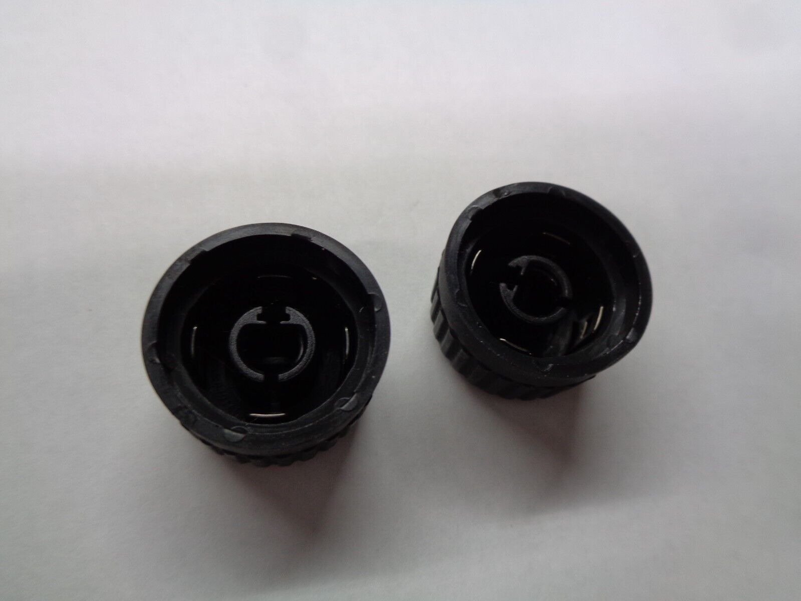 2004 2005 ACURA MDX STEREO TUNER RADIO CONTROL KNOB SET OEM FREE SHIPPING - RarePartsFinder.Com