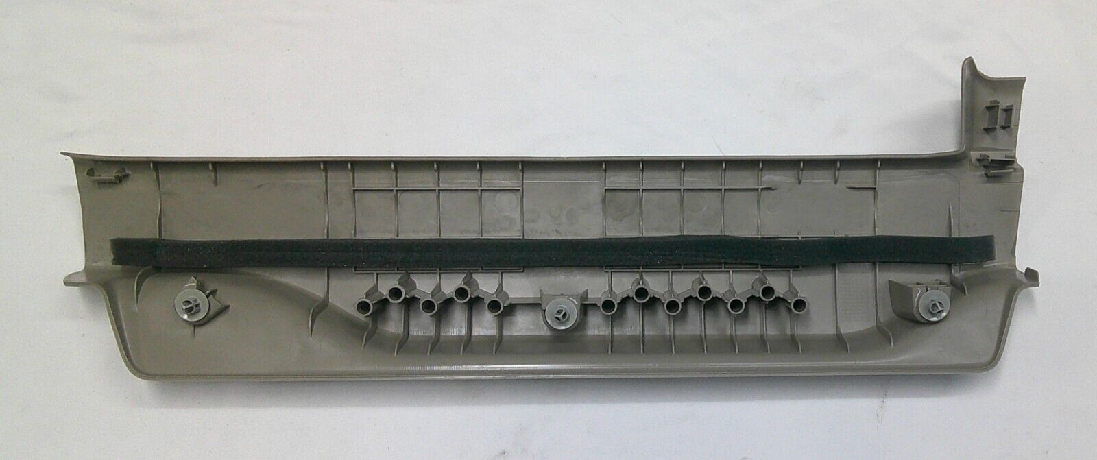 11 - 17 Honda Odyssey Sill Plate Oem 84261-TK8-20 Passenger Side RH Free Ship B2 - RarePartsFinder.Com