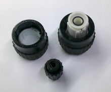 2006 GMC YUKON DENALI RADIO STEREO CONTROL KNOB  SET OEM - RarePartsFinder.Com