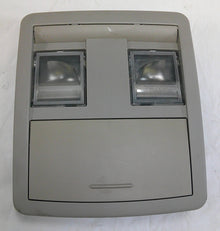 2005 - 2010 JEEP CHEROKEE MAP DOME LIGHT ROOF OEM PANEL B12