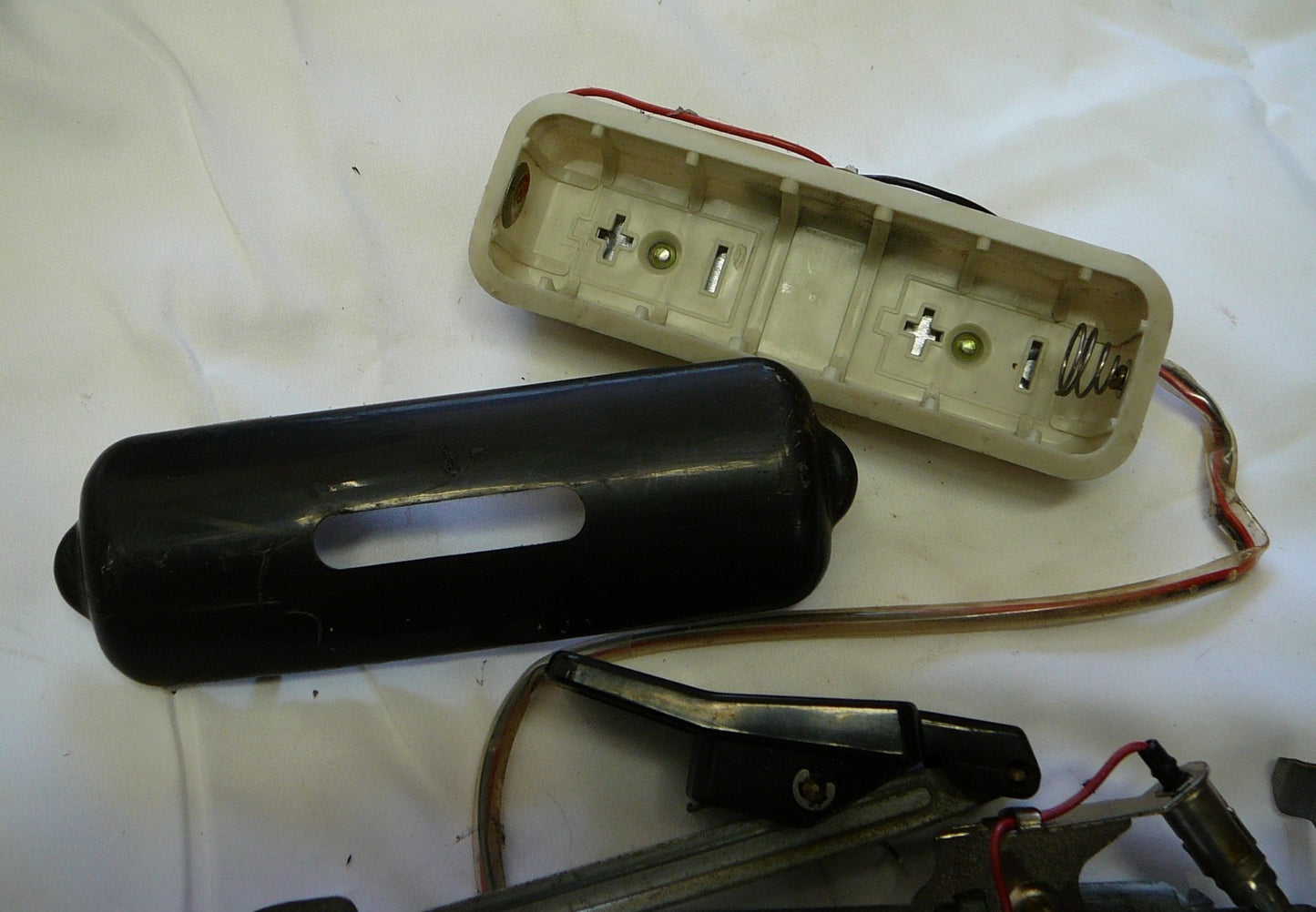 ComfortGlow GC11B Battery Holder Igniter Mechanism  K1
