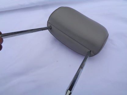 04 - 08 CHRYSLER PACIFICA REAR SEAT L R HEADREST GRAY CLEAN OEM FREE SHIPPING R1 - RarePartsFinder.Com